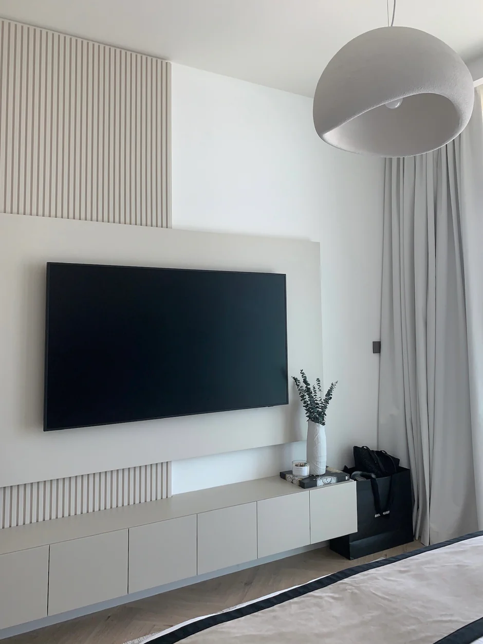 IMG_2468 Avery Media Wall - Image 1